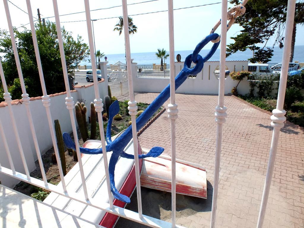 B&B Villa Sul Mare Μελίτο ντι Πόρτο Σάλβο Εξωτερικό φωτογραφία