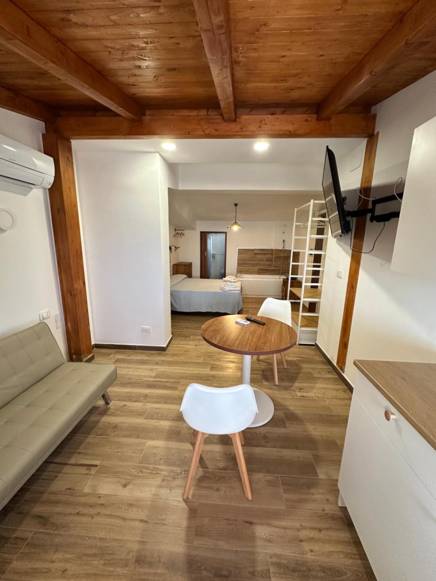 B&B Villa Sul Mare Μελίτο ντι Πόρτο Σάλβο Εξωτερικό φωτογραφία