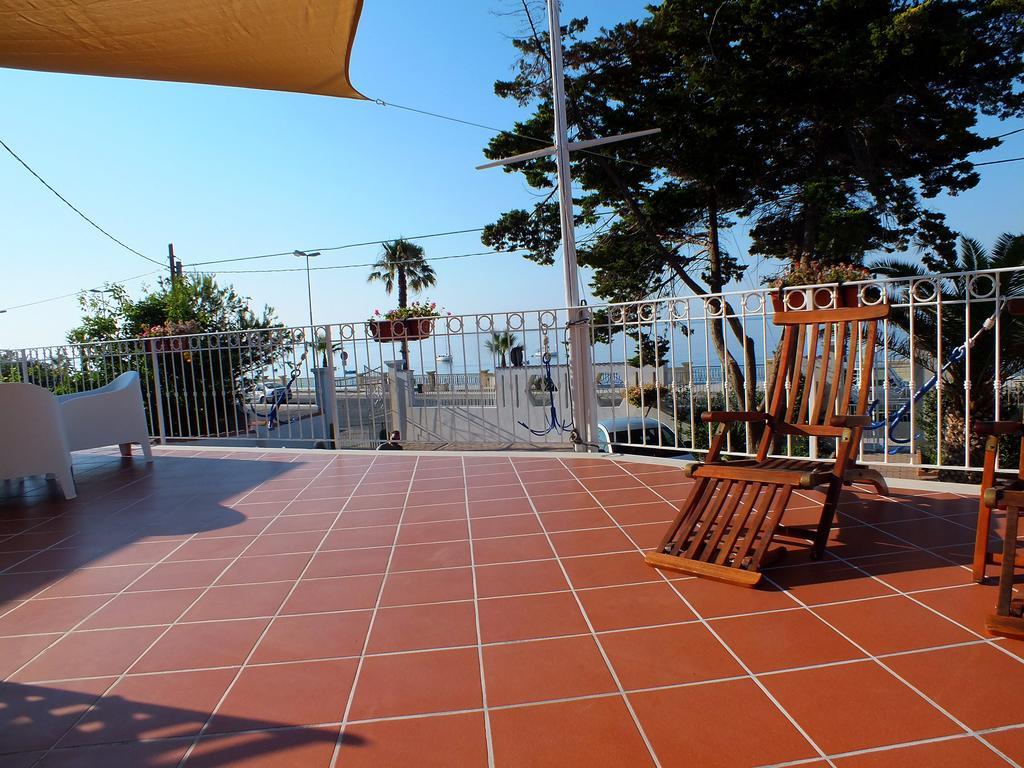 B&B Villa Sul Mare Μελίτο ντι Πόρτο Σάλβο Εξωτερικό φωτογραφία